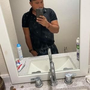 Meet your Posher, Espinoza